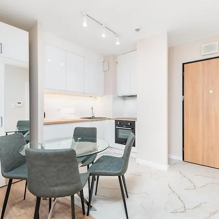 Wiktoryn 6 By Homeprime Apartment *